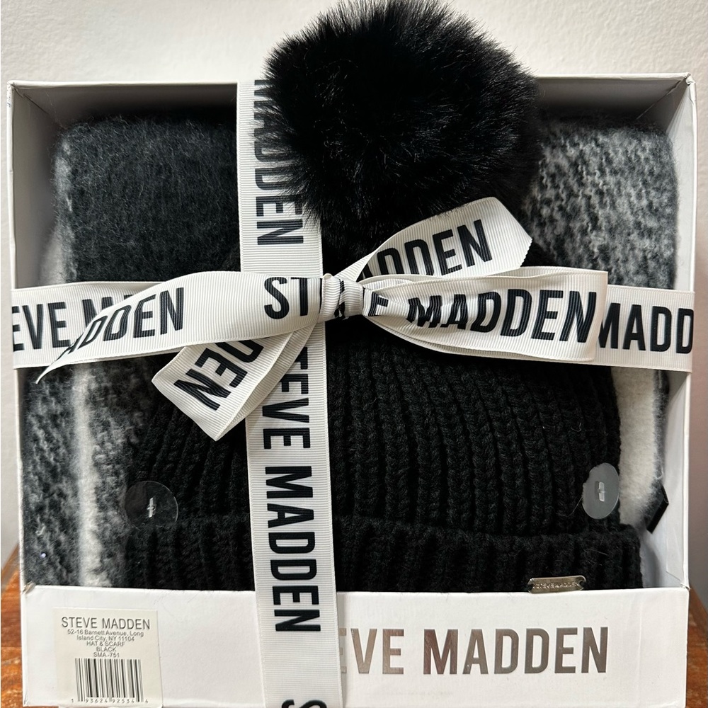 Steve Madden Black Beanie & Black/Gray/White Plaid Scarf Set ~ New in gift box